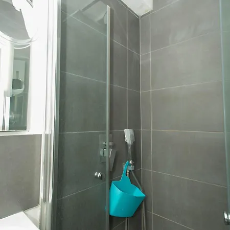 Champs Elysees & Arc De Triomphe - Cityapartmentstay Apartman *